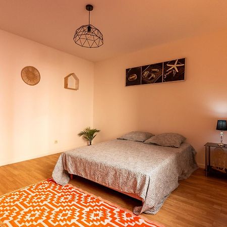 Appartement Tout Equipe Pour 6 Personnes A 15Min Des Plages 베지에 외부 사진