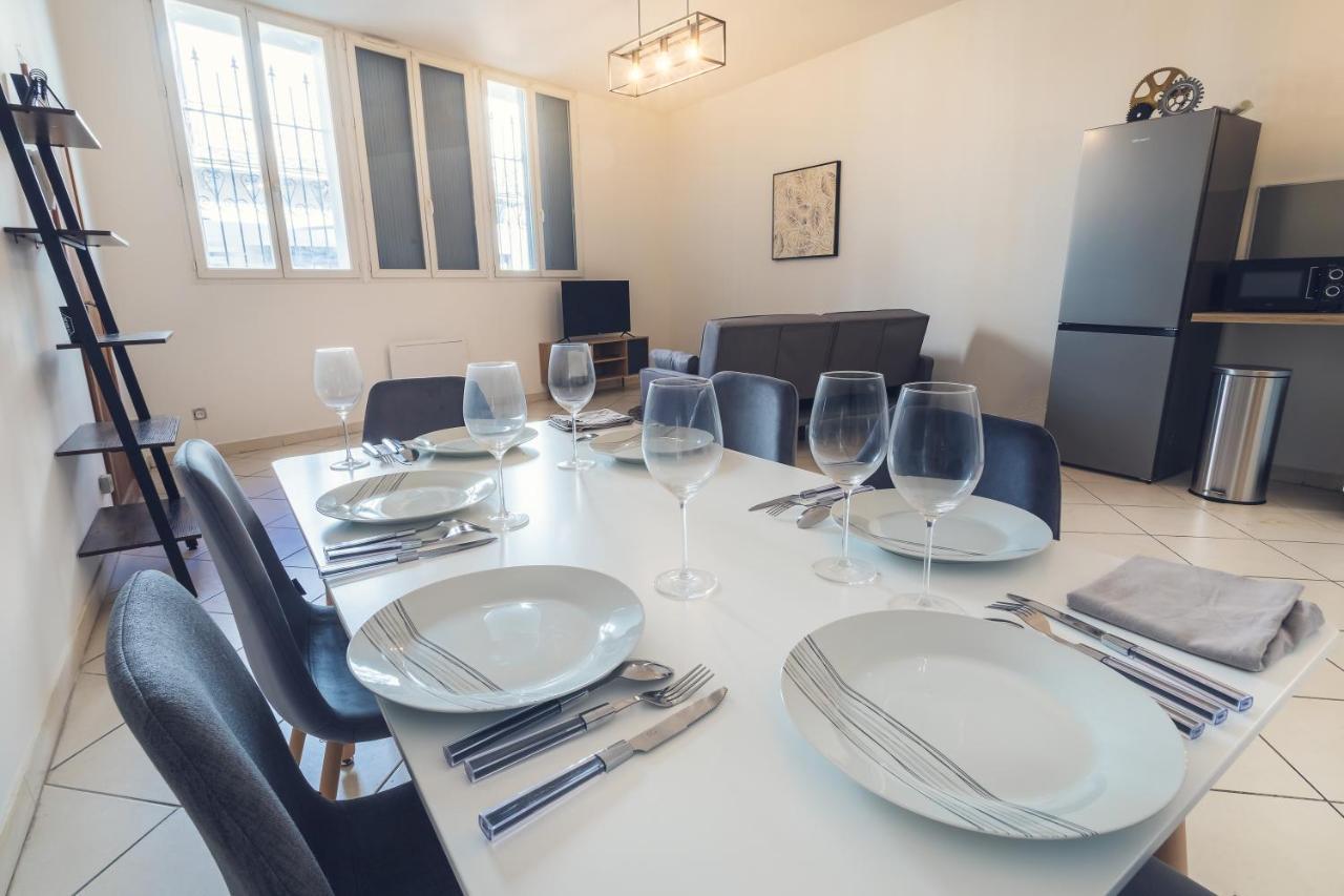 Appartement Tout Equipe Pour 6 Personnes A 15Min Des Plages 베지에 외부 사진