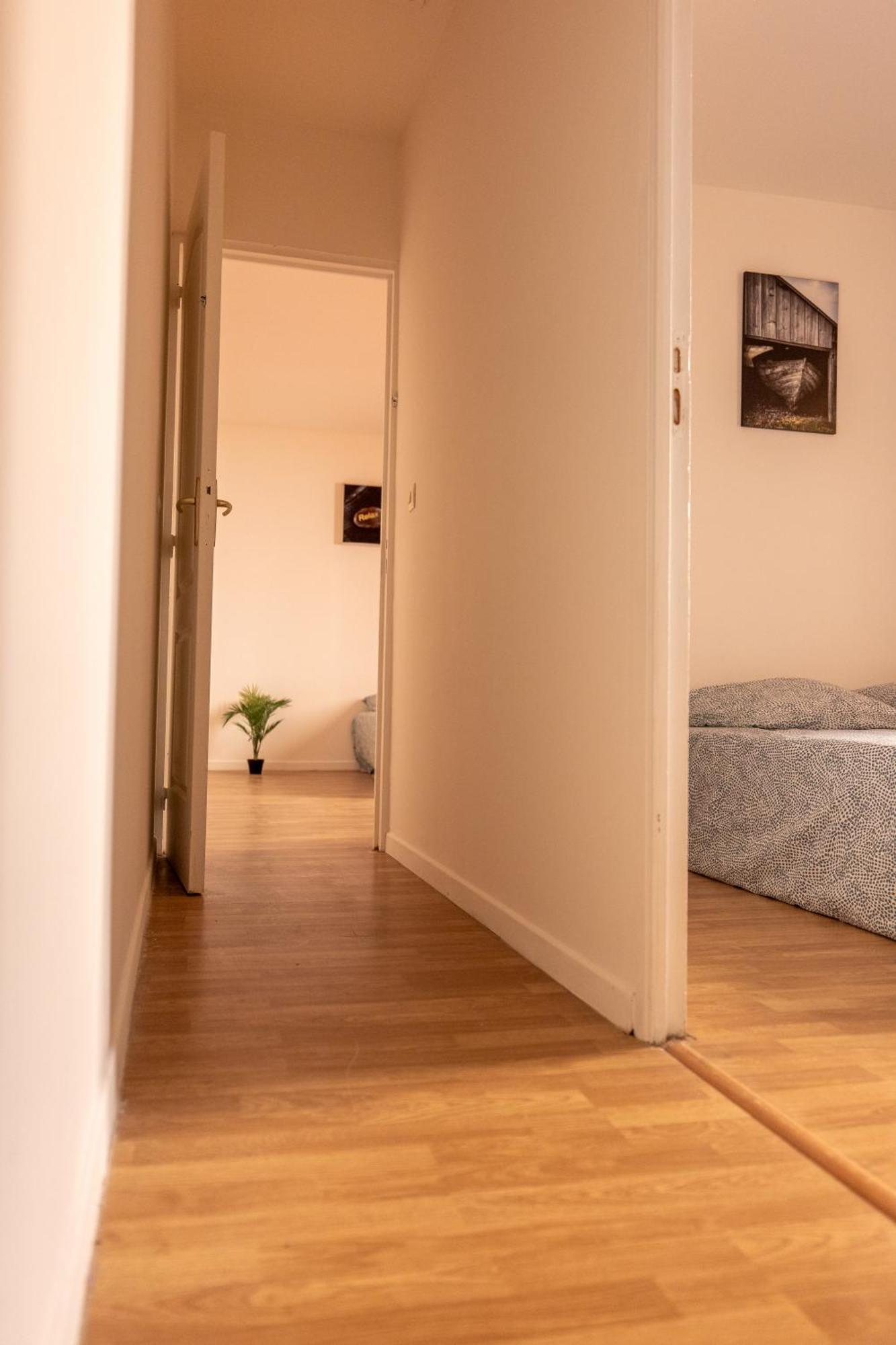 Appartement Tout Equipe Pour 6 Personnes A 15Min Des Plages 베지에 외부 사진